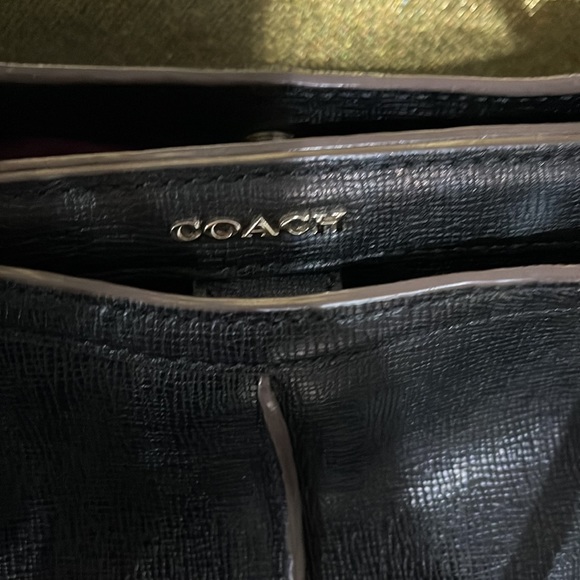 Coach bag used 3 times only Perfact condition - Picture 3 of 3